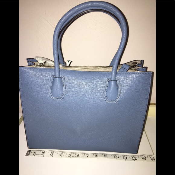 ⭐️HOST PICK⭐️ NWT 💯 Authent Michael Kors Large Convertible Mercer Tote - Picture 2 of 16